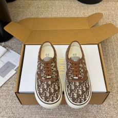 Christian Dior Low Shoes